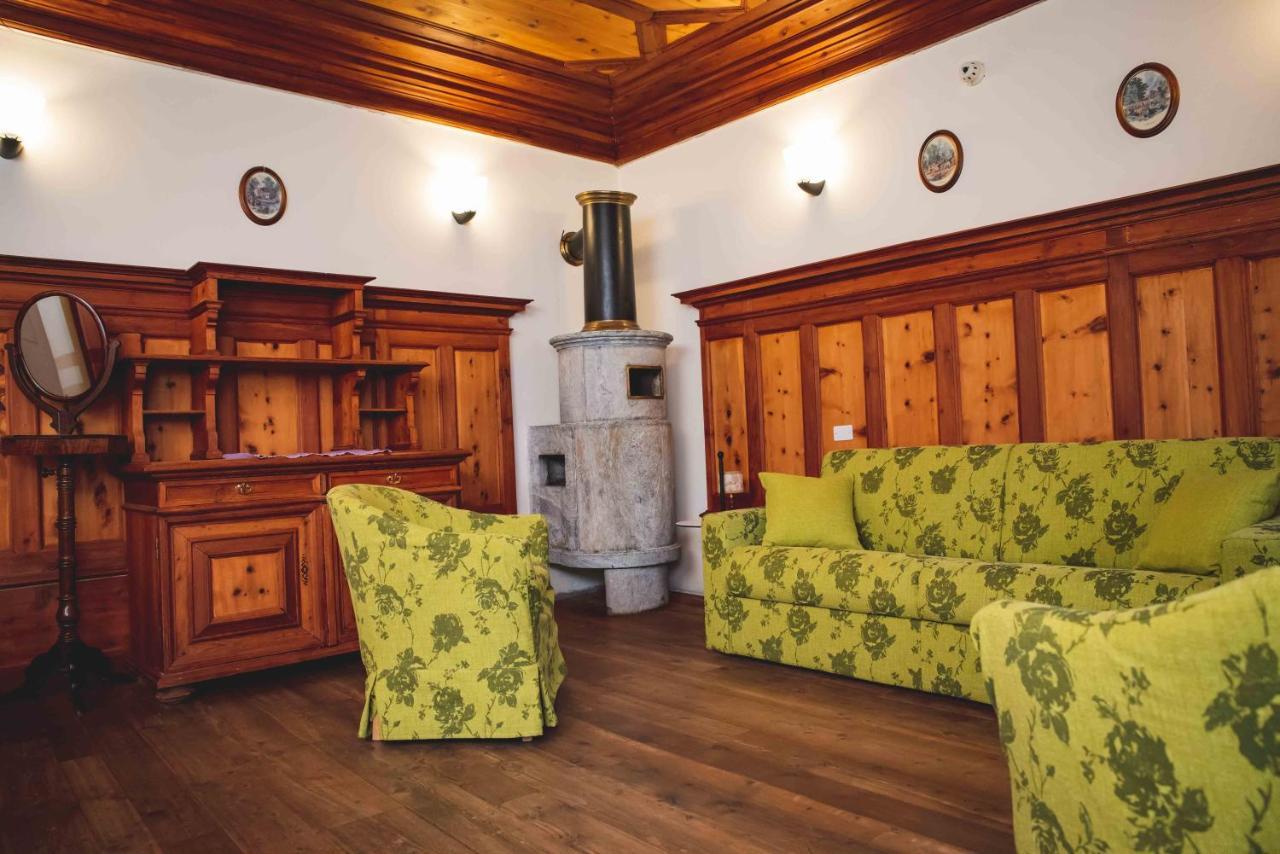 Hotel La Villa Della Regina Gressoney-la-Trinité Eksteriør bilde