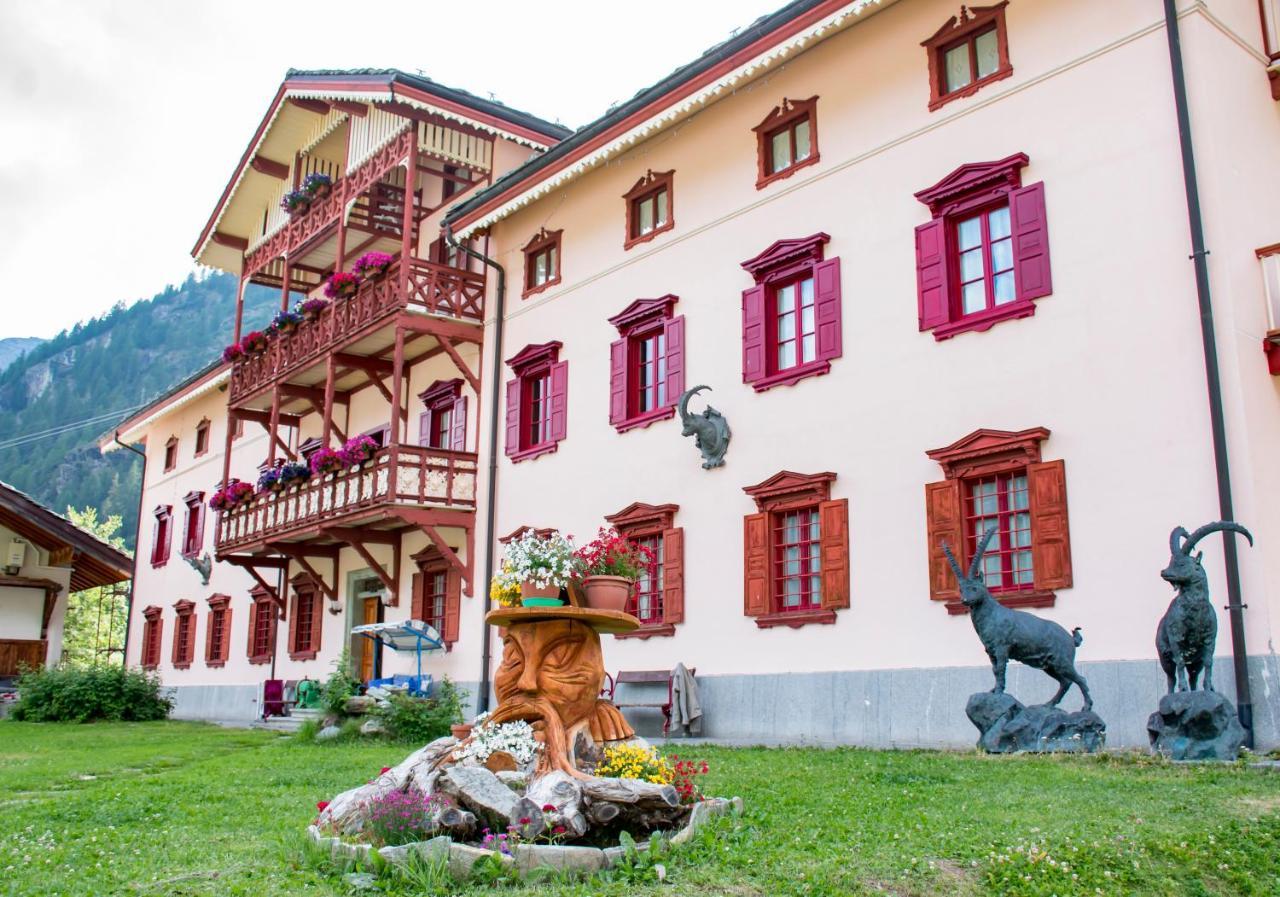 Hotel La Villa Della Regina Gressoney-la-Trinité Eksteriør bilde